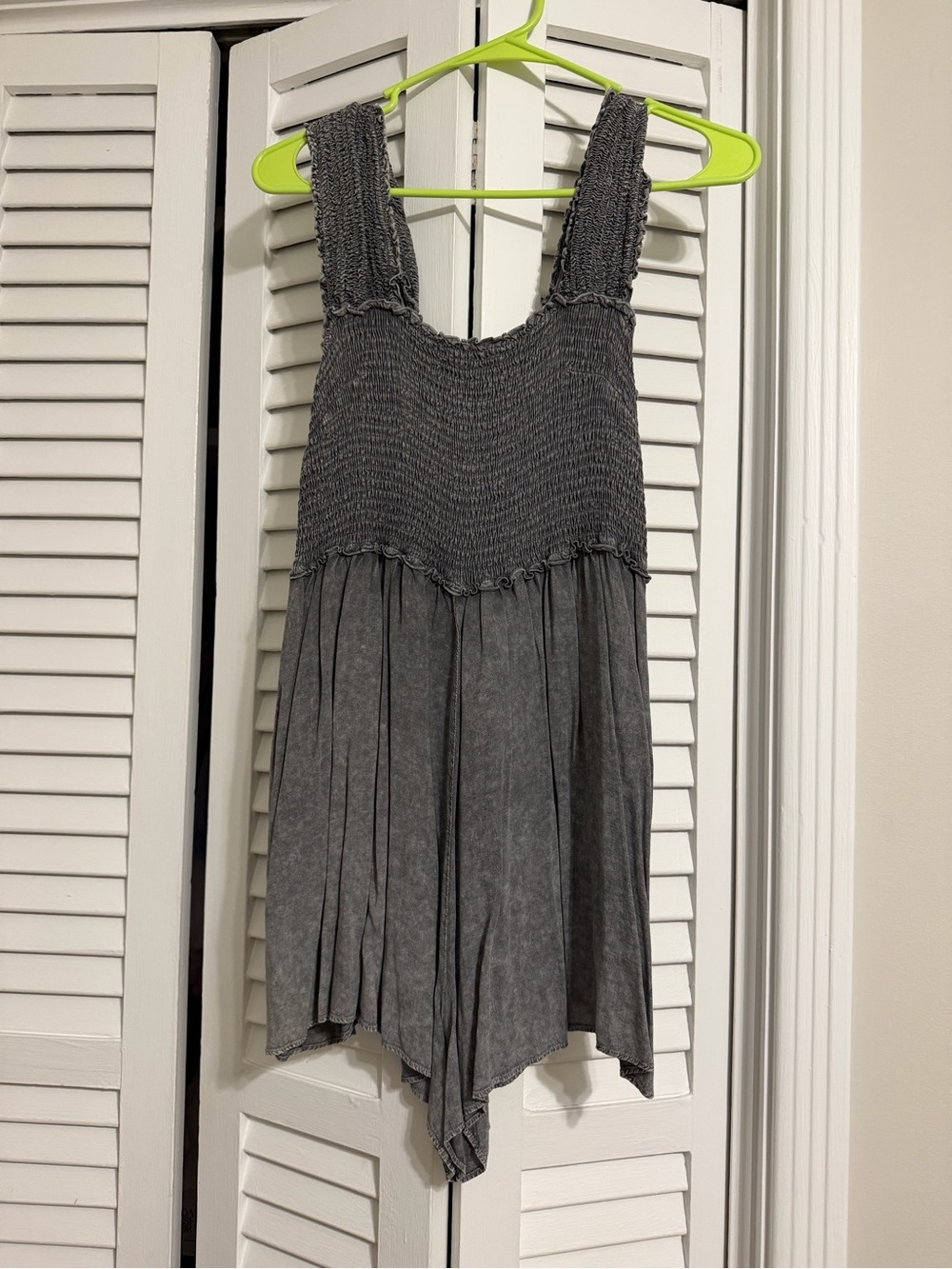 Women’s Gray Smocked Romper